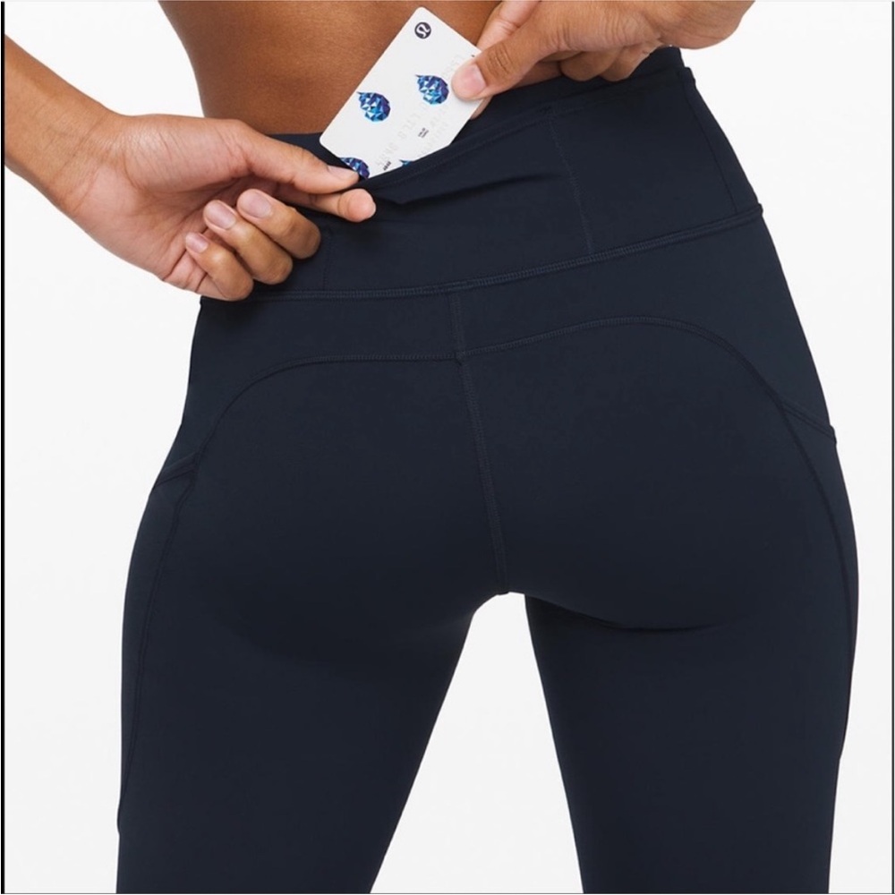 Lululemon Fast & Free 19” crop leggings. True Navy. Size 10. Perfect condition! - Picture 3 of 5